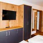 Vendégház Haus Kella-egg 3*