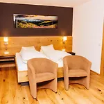 Vendégház Haus Kella-egg