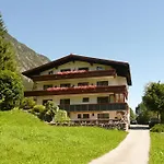 Vendégház Haus Kella-egg