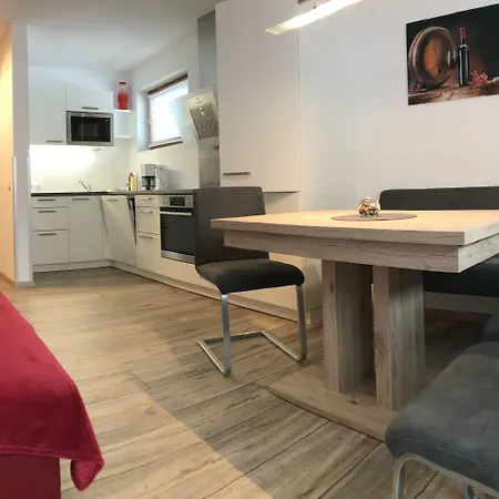 凯拉艾格酒店 招待所 3*